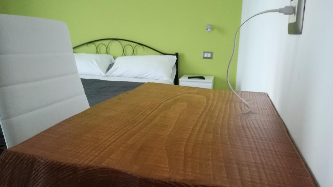 Bonsai Bed & Breakfast Fiumicino Ngoại thất bức ảnh
