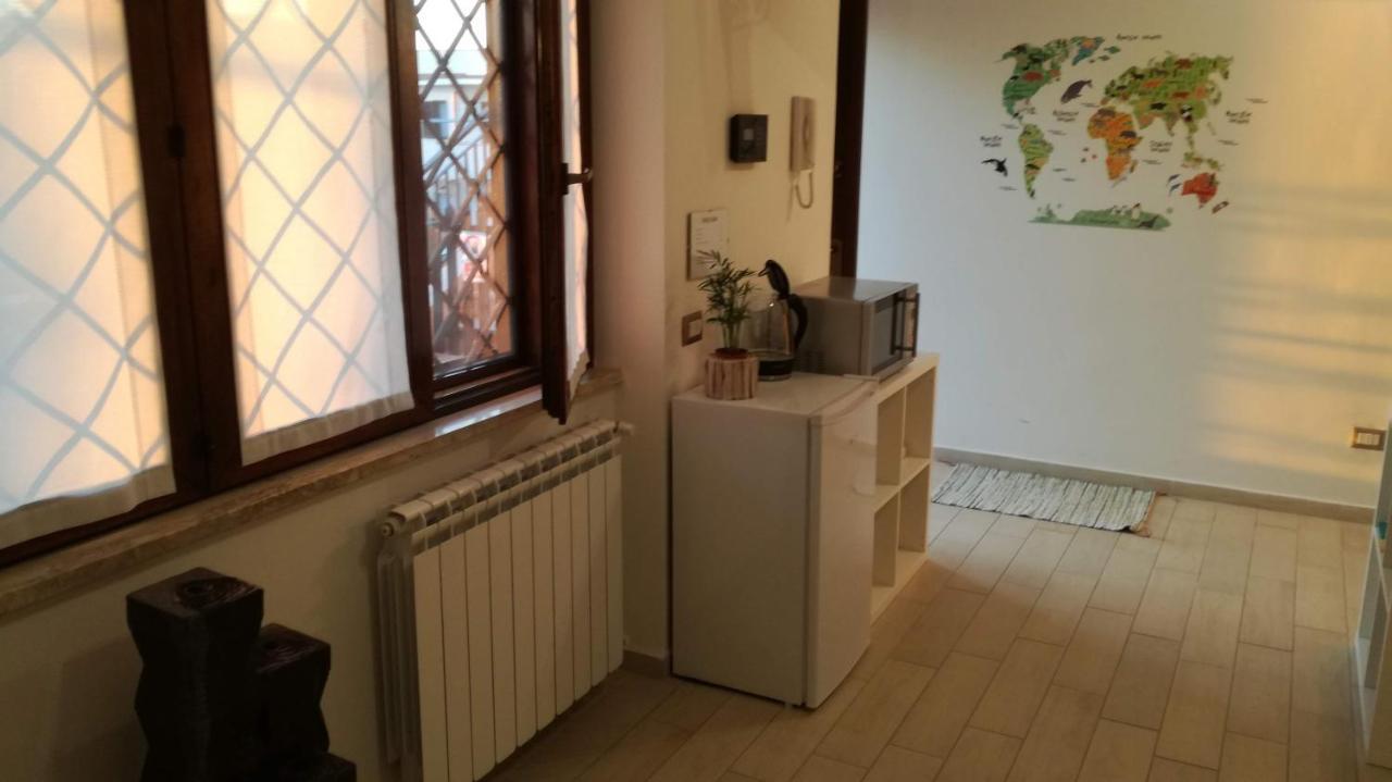 Bonsai Bed & Breakfast Fiumicino Ngoại thất bức ảnh
